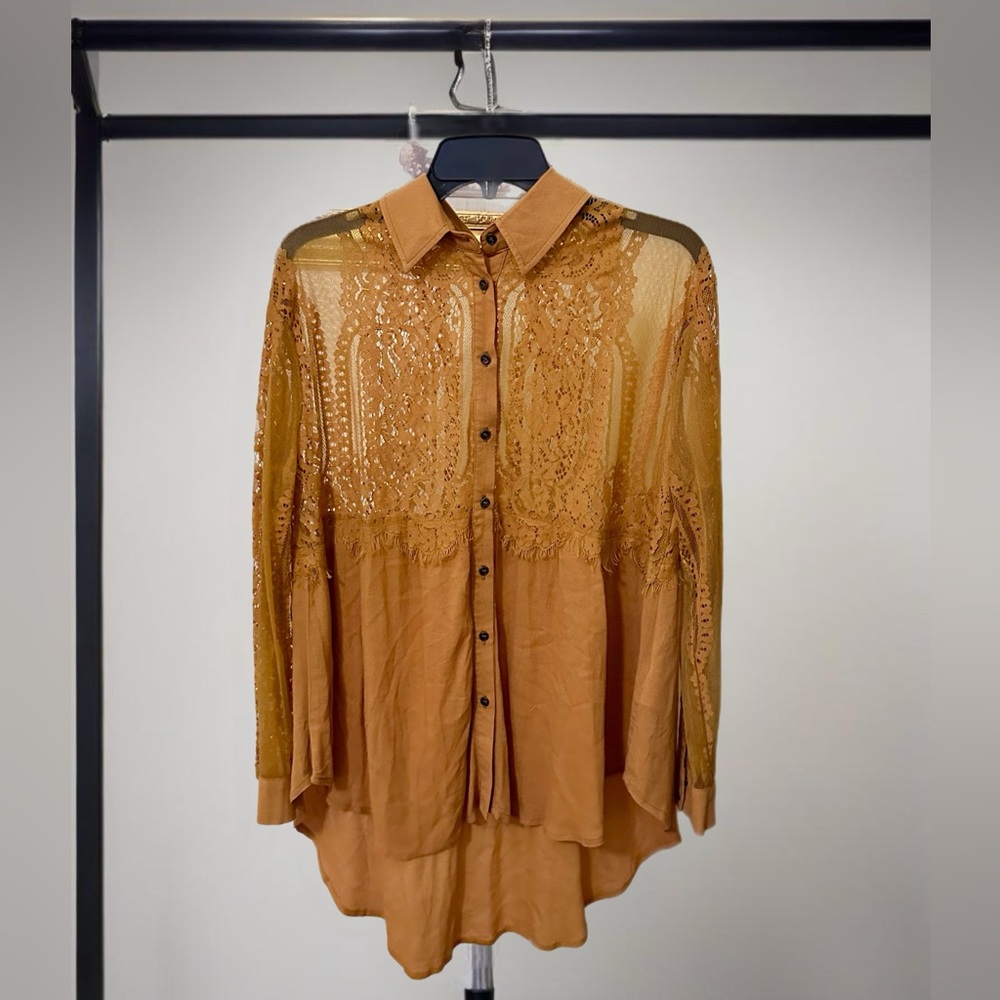 Altar’s State Panel Blouse